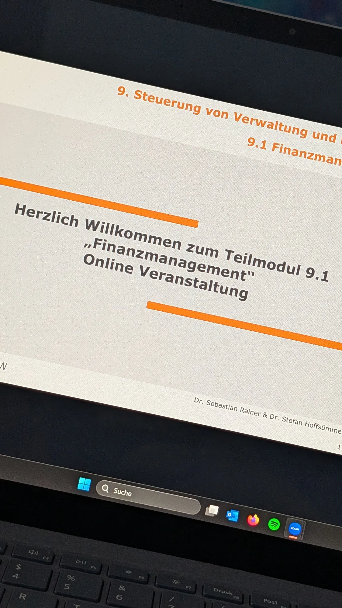 AgentDoppelkinn: Nach dem Feierabend ist vor der Arbeit